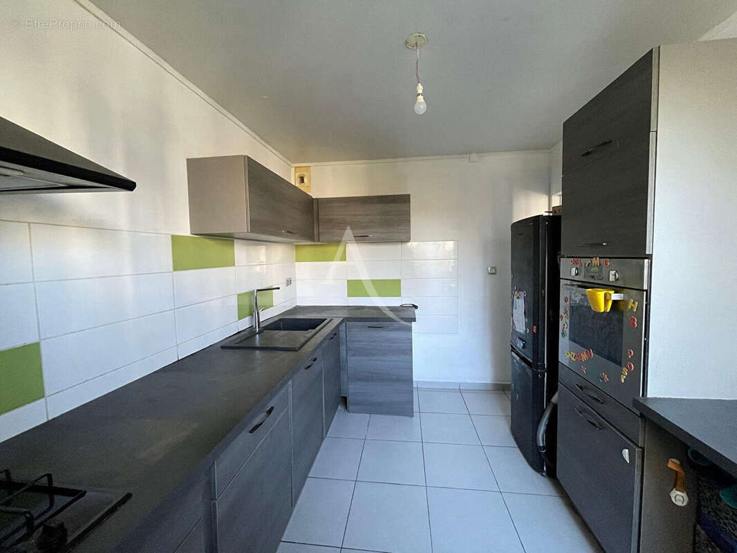 Appartement Nantes 3 pièce(s) 64.91 m2 - photo 2