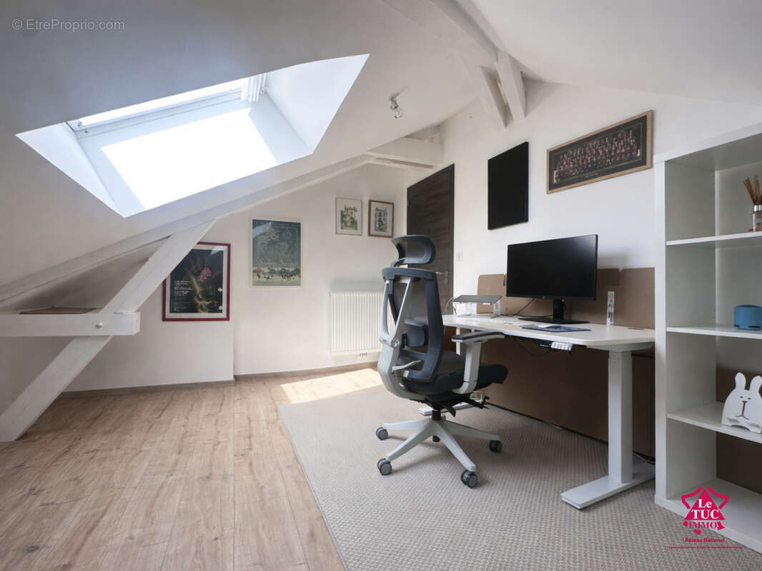 Appartement à AIX-LES-BAINS