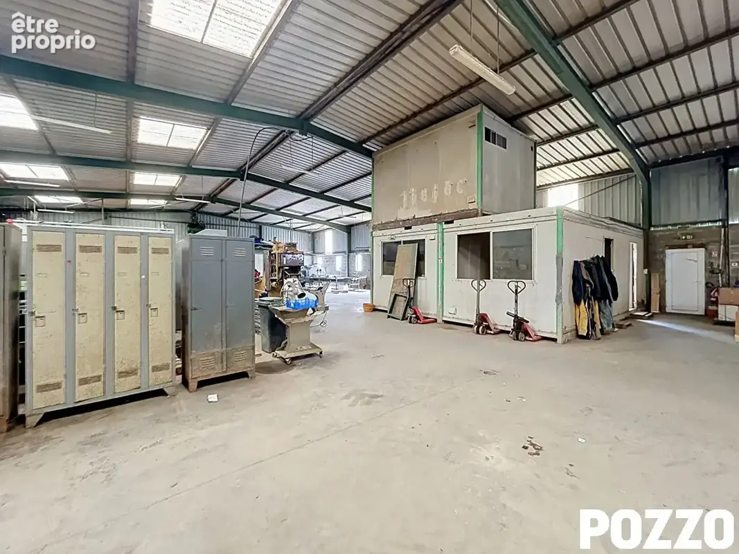TOURNEVILLE SUR MER (50660) - Entrepôt / local industriel  édifié sur 7800 m² de terrain. - photo 9