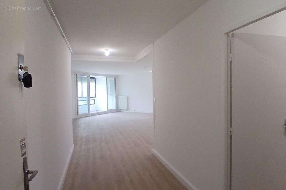 Appartement à MARSEILLE-9E