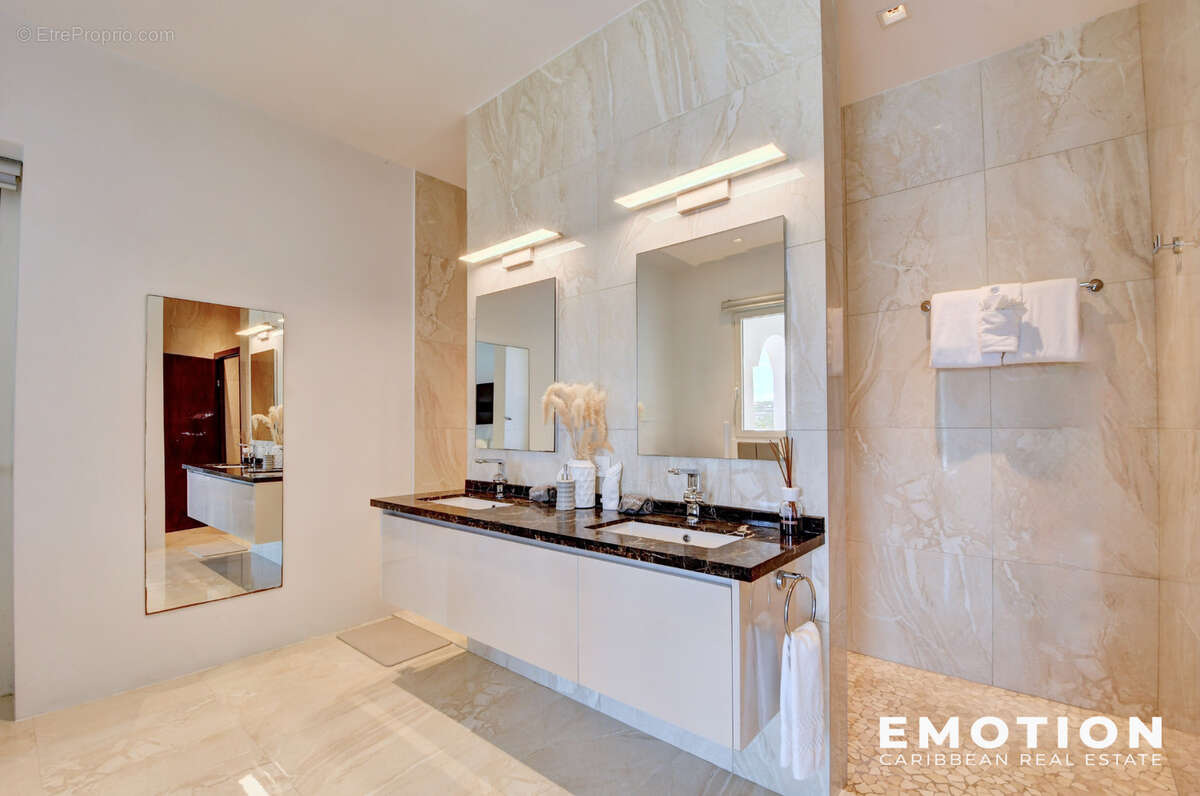 Maison à SAINT-MARTIN