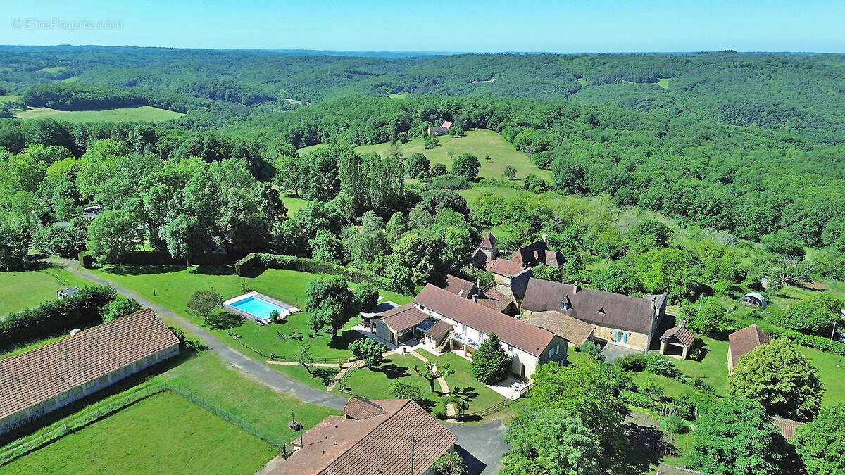 Maison à LES EYZIES-DE-TAYAC-SIREUIL
