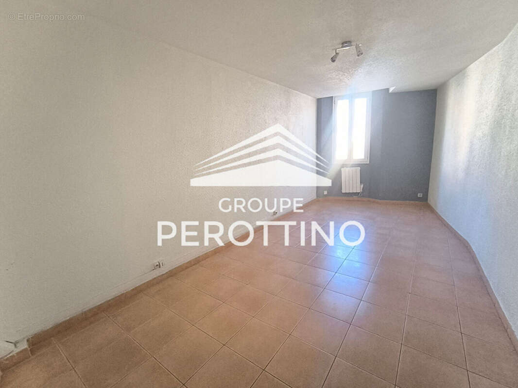 Appartement à AURIOL