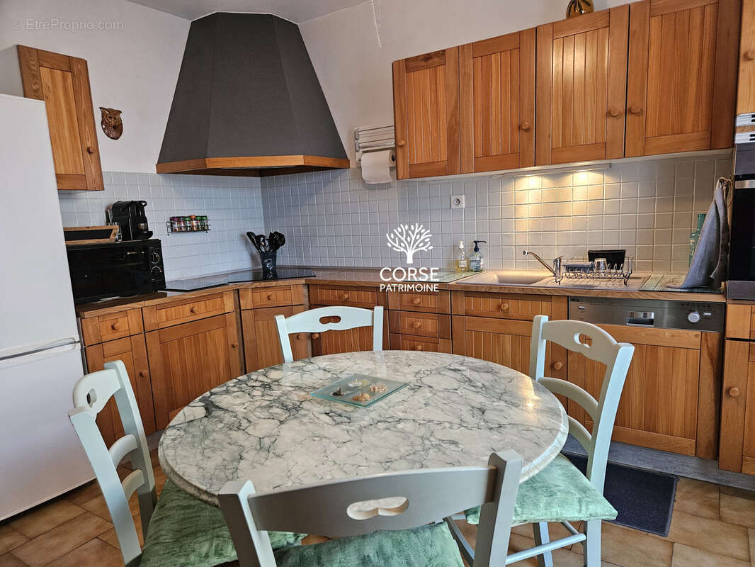 Maison à SANTA-MARIA-POGGIO