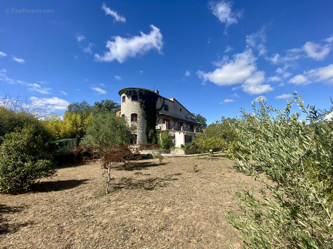 Maison à DRAGUIGNAN