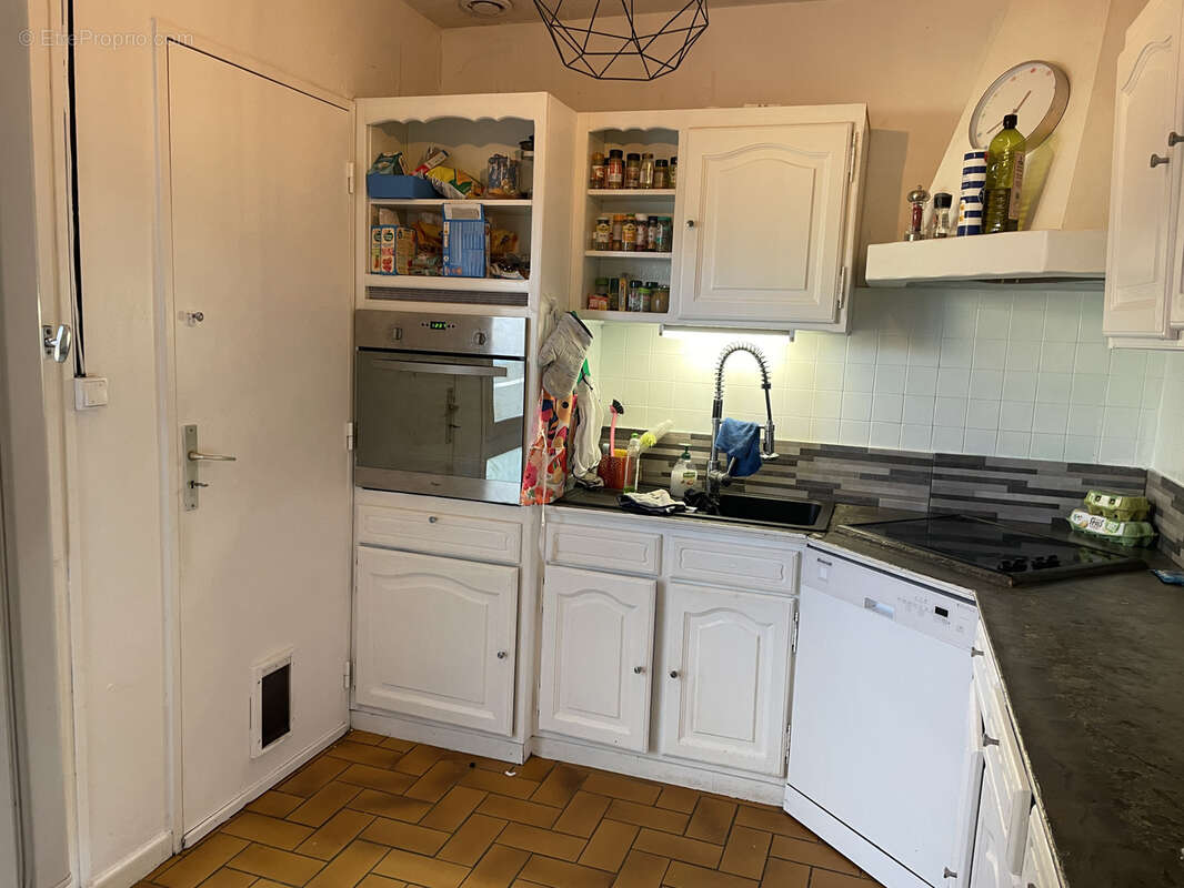 Maison à AMBARES-ET-LAGRAVE