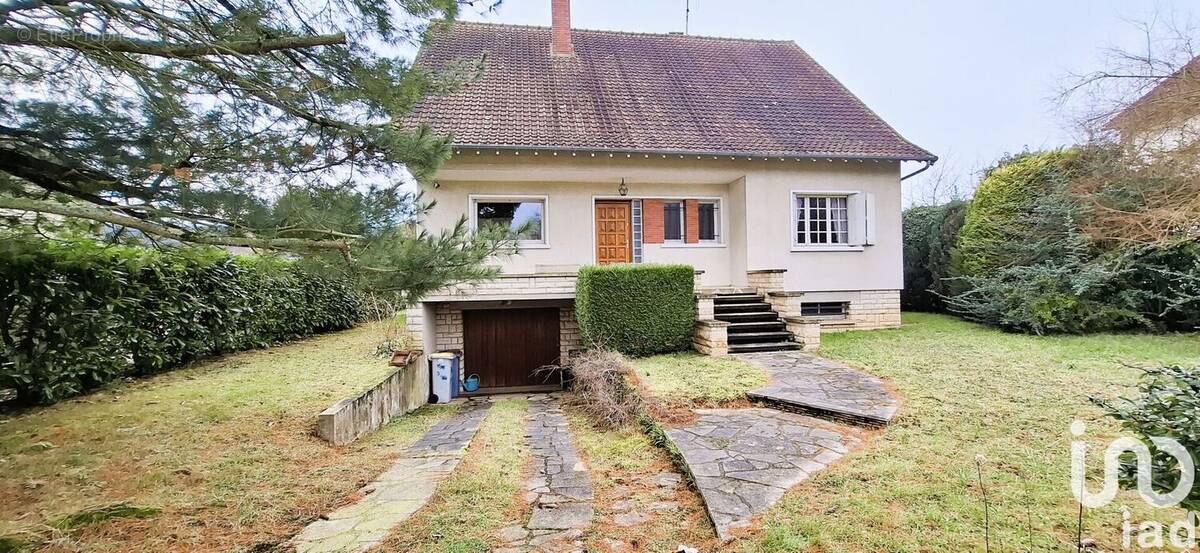 Photo 1 - Maison à VILLENEUVE-SUR-YONNE