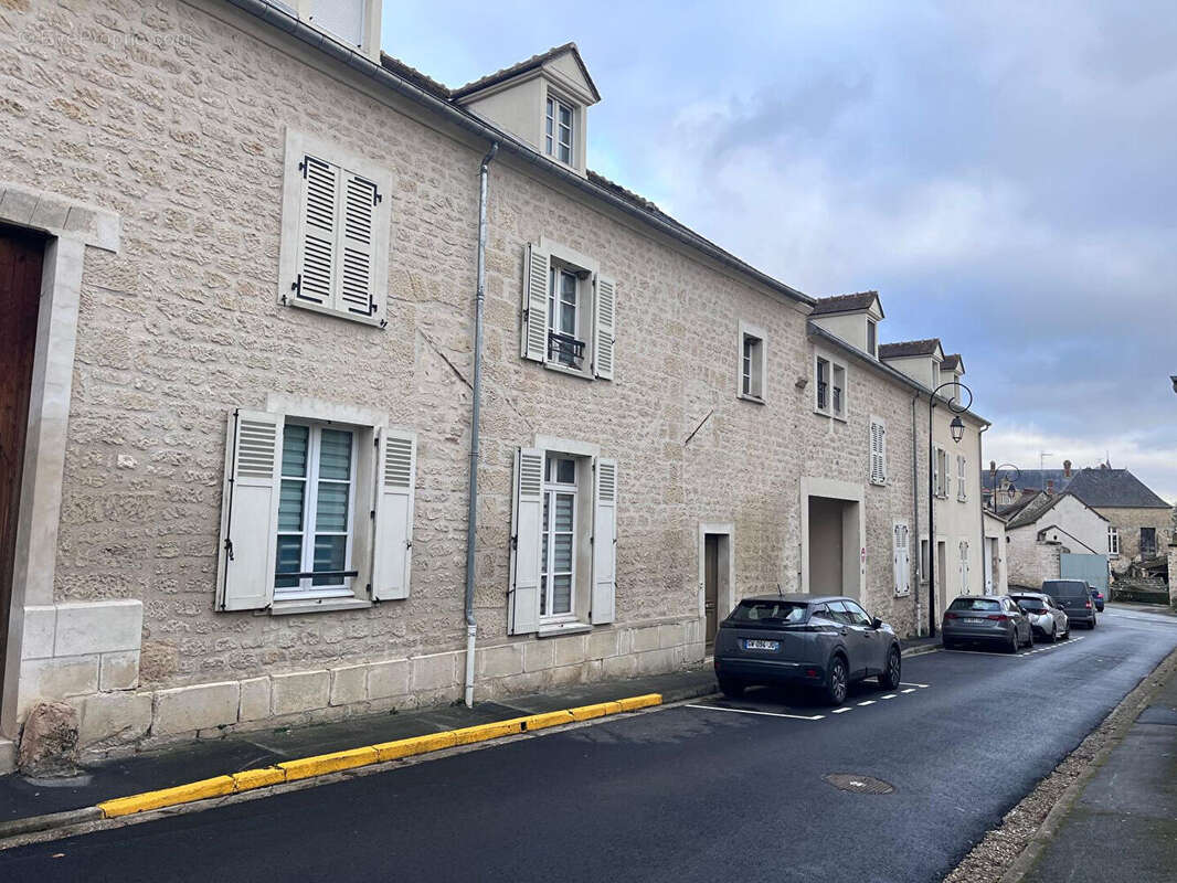 Maison à BORAN-SUR-OISE