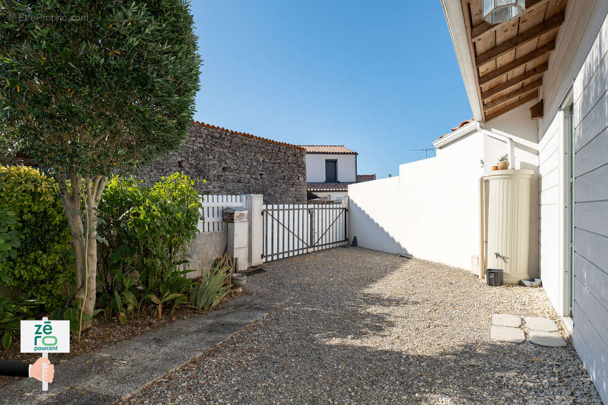 Maison à SAINT-MICHEL-EN-L'HERM