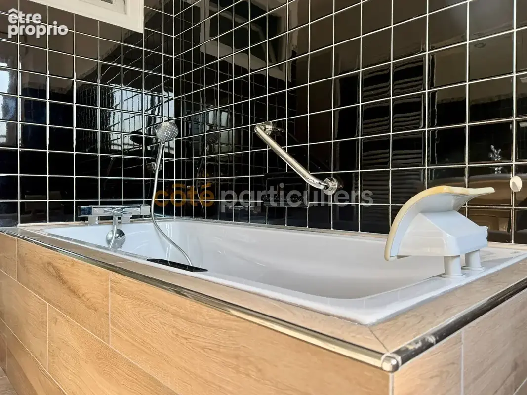 Pontorson centre ville, 132m2, vie de plain-pied , jardin clos et garage - photo 12