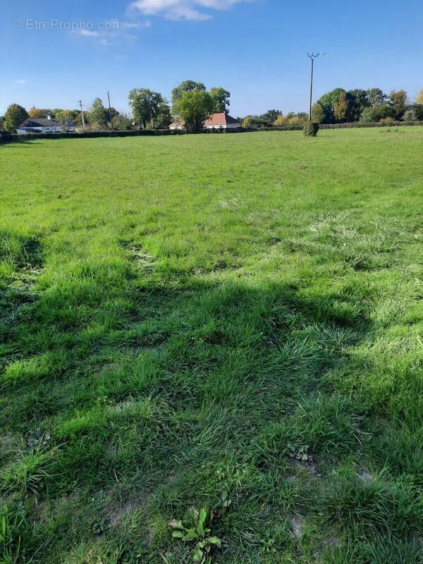Terrain à CHATEAUROUX