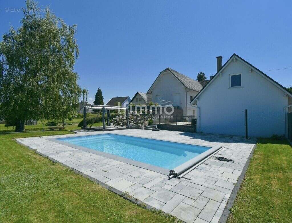 Maison à PREUSCHDORF