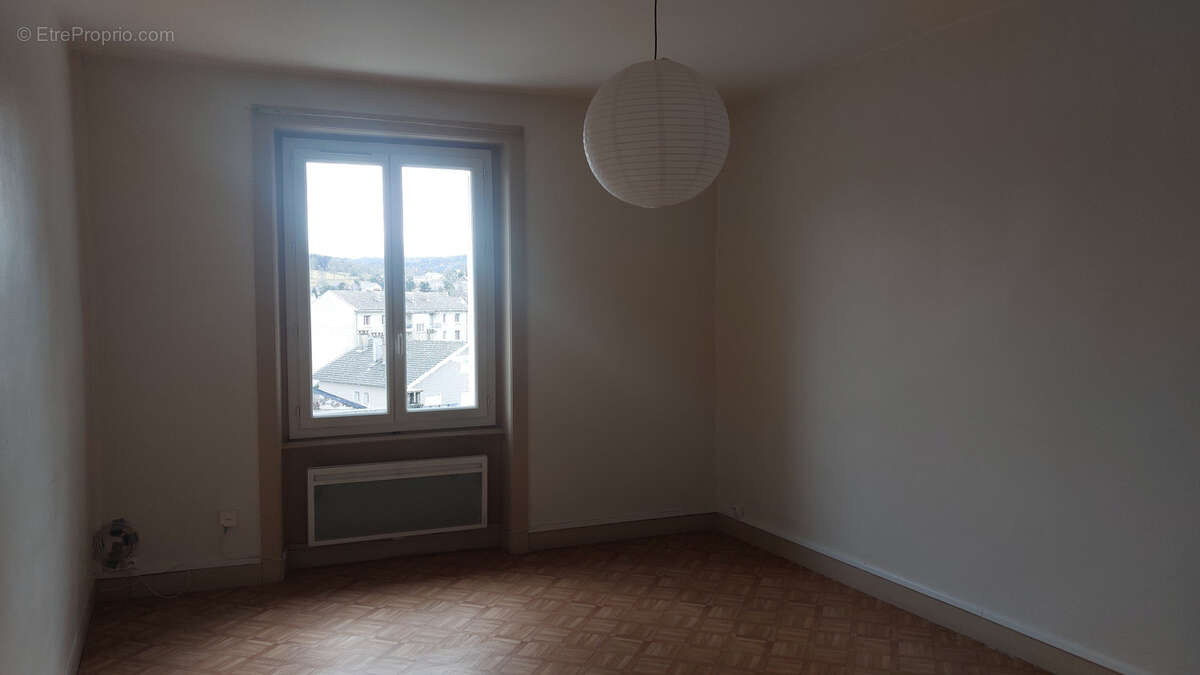 Appartement à TENCE