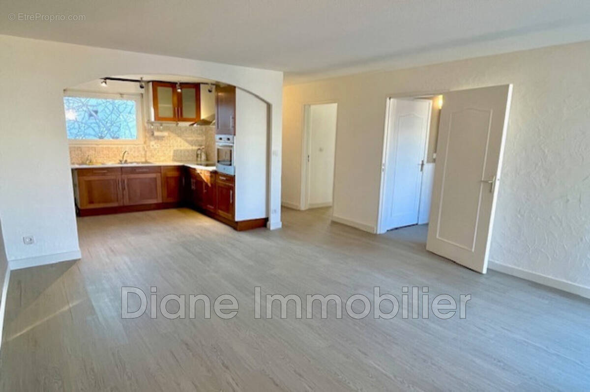 Appartement à NIMES