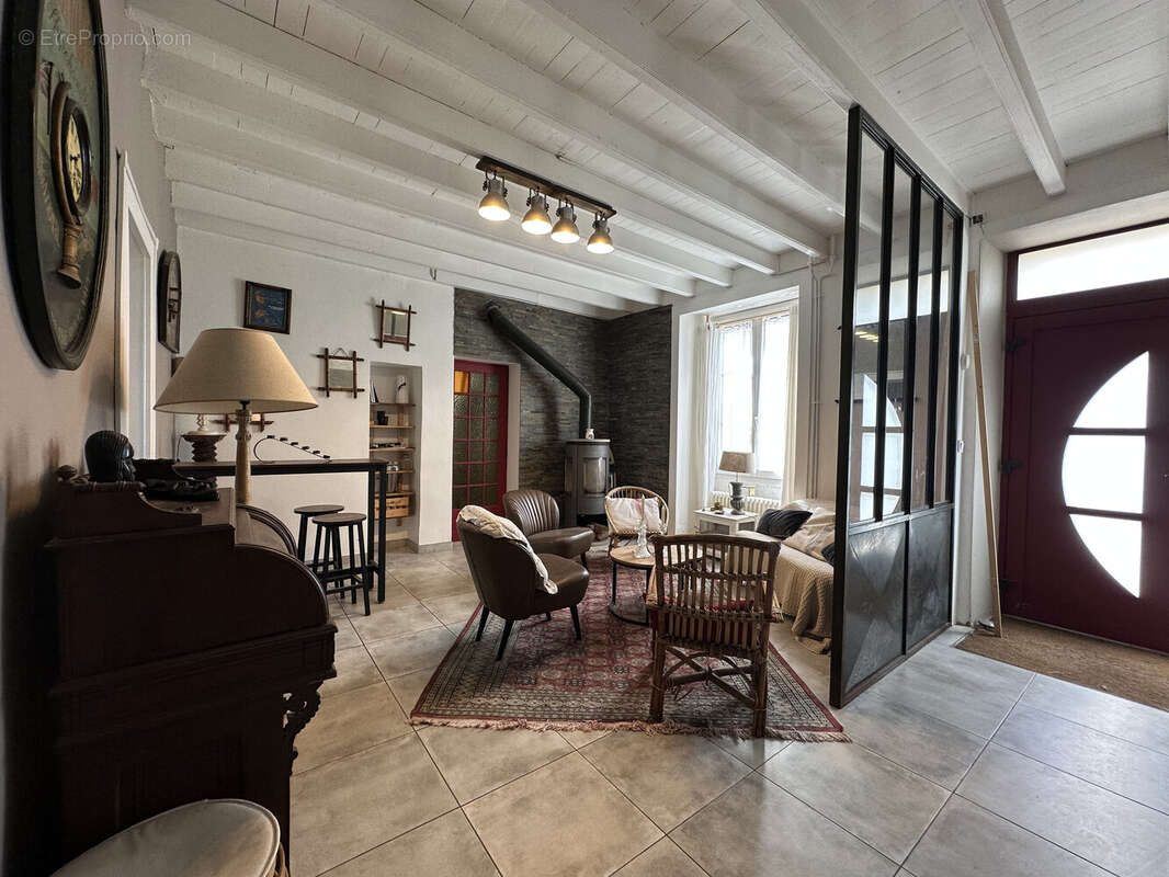 Maison à TOURLAVILLE