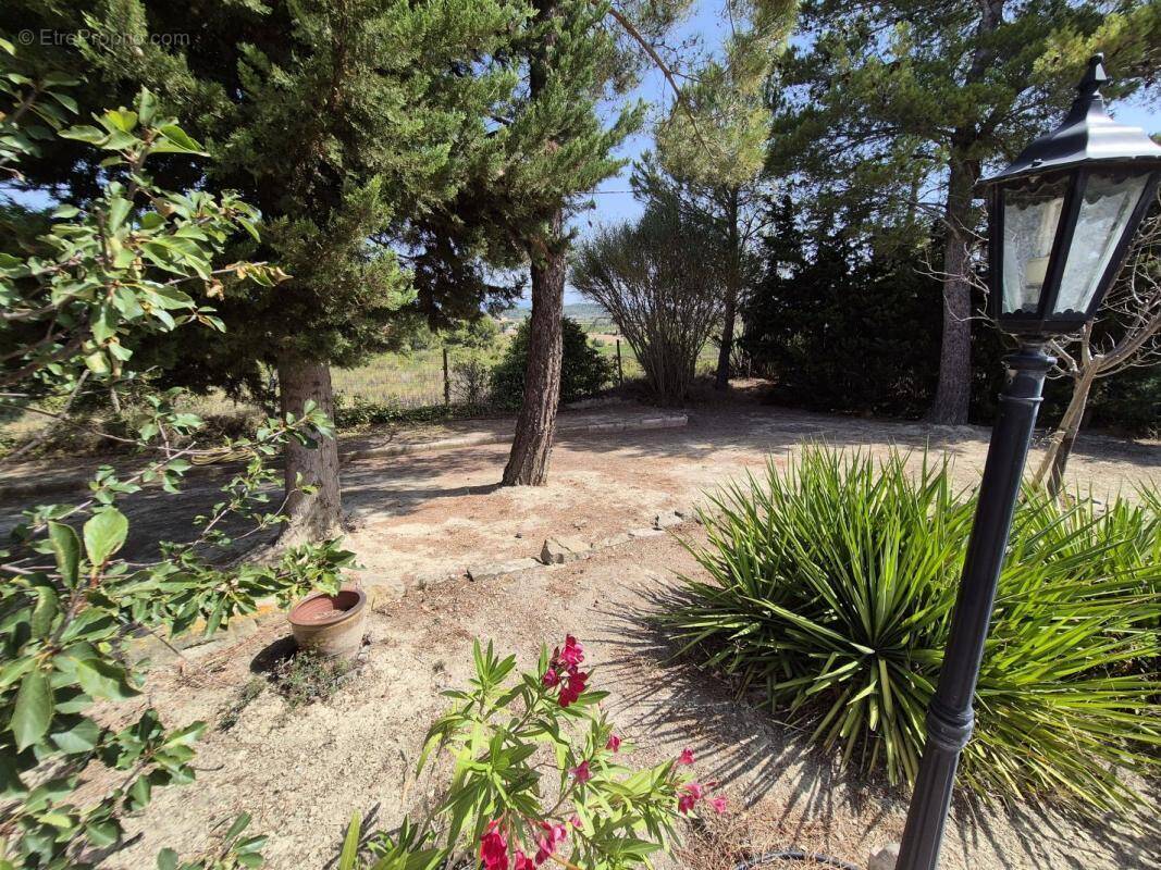 Maison à LEZIGNAN-CORBIERES