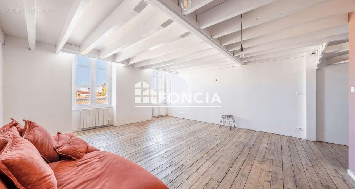 Appartement à BORDEAUX