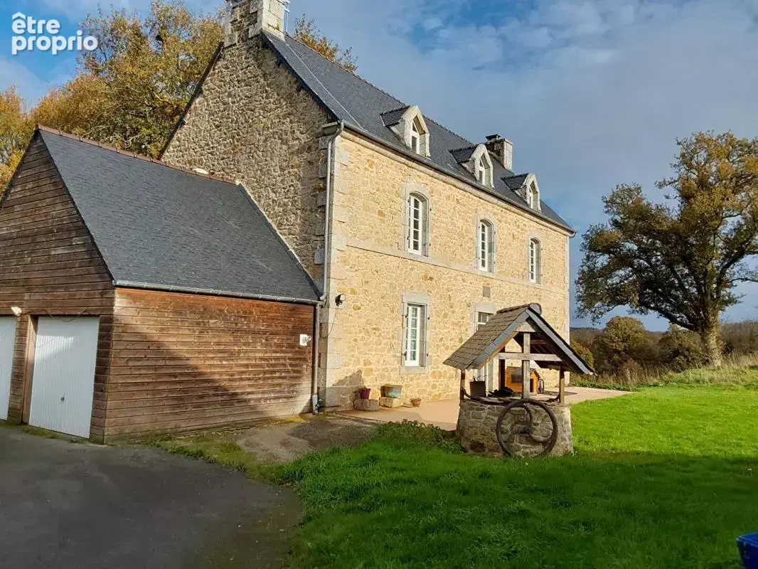 Maison à GLOMEL