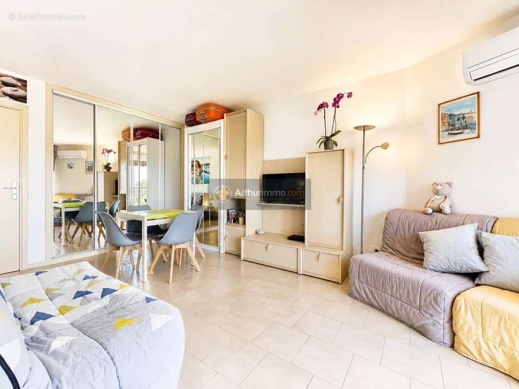 Appartement à FREJUS