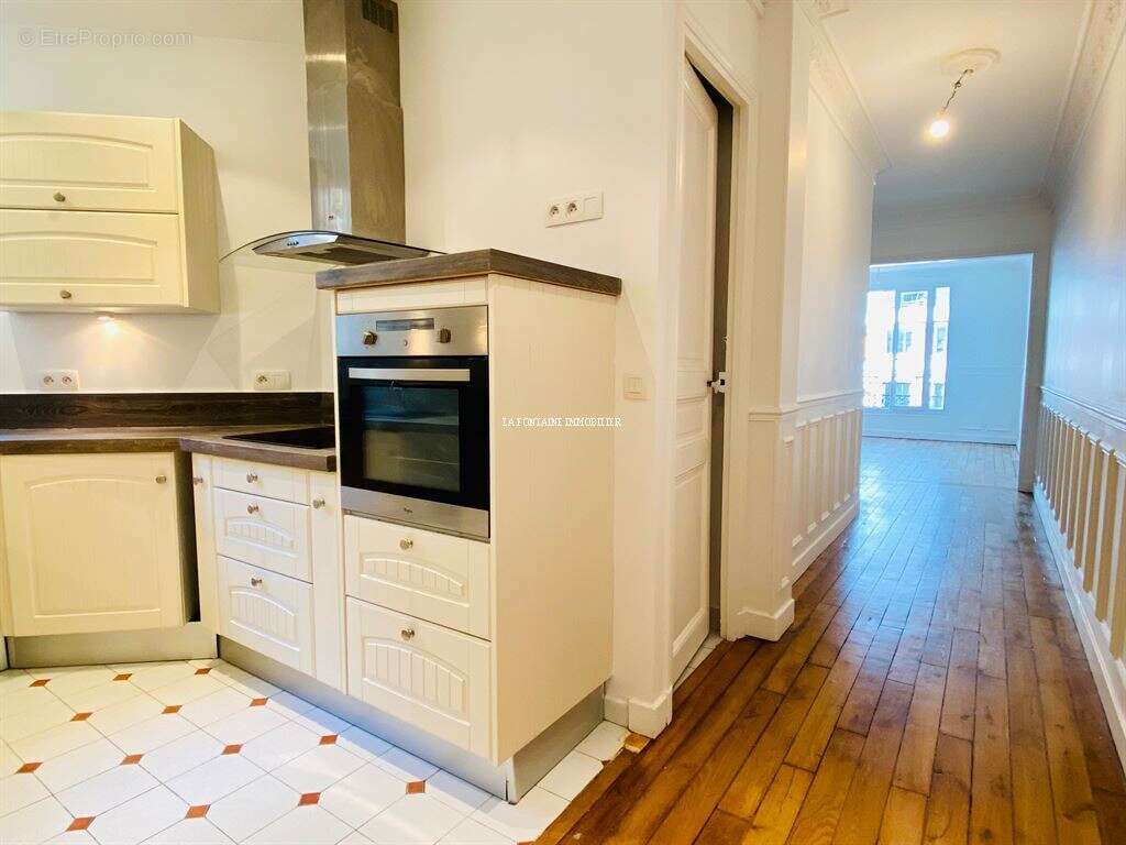 Appartement à PARIS-15E