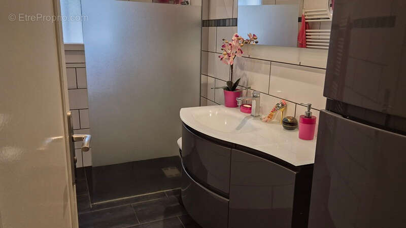 Maison à PORT-SAINTE-MARIE