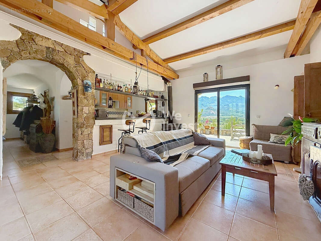 Maison 443 m² à Calvi  - photo 6