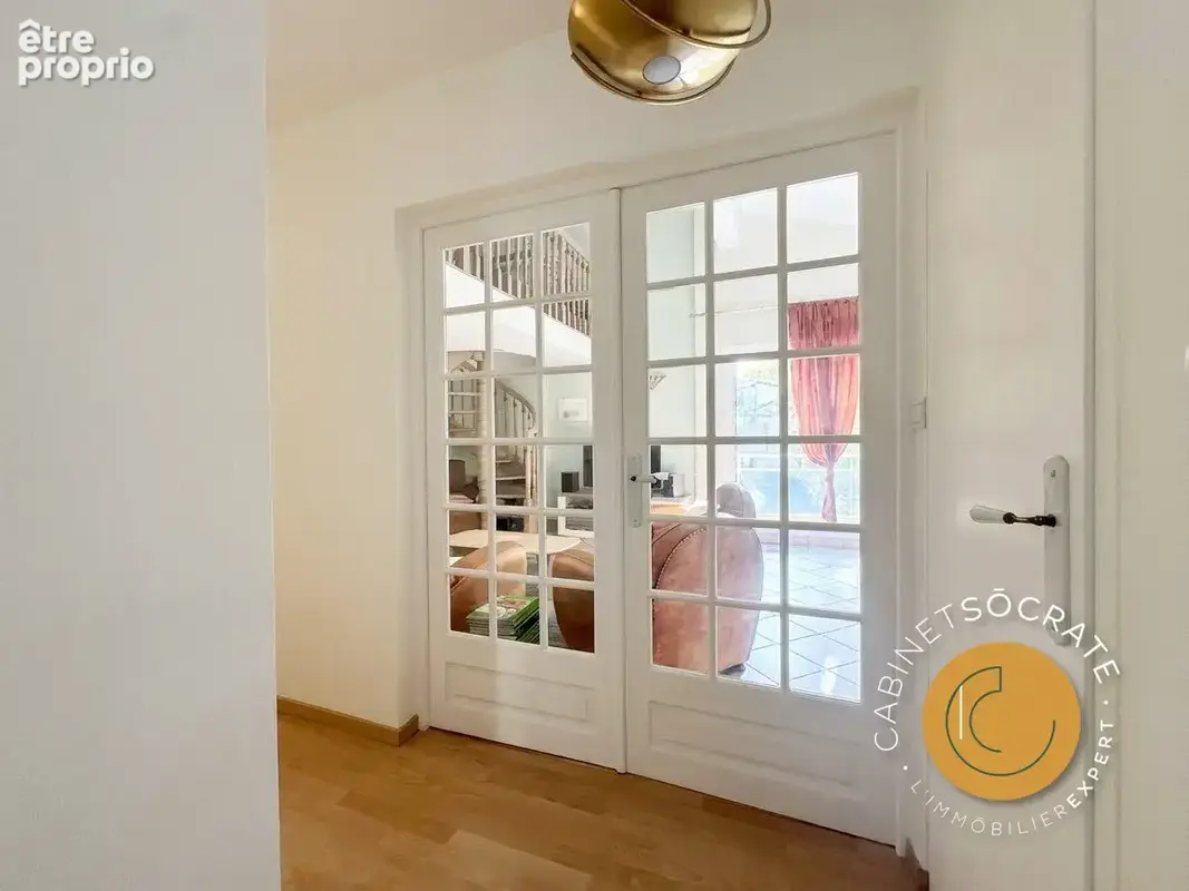 Appartement 4 pièces 102 m² à vendre à Villers-Les-Nancy (54600) - photo 4