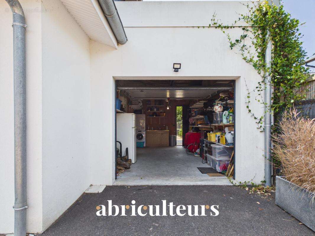 Villa contemporaine de 2018 avec piscine et toit-terrasse en vente à Seignosse Bourg (40510) - photo 19