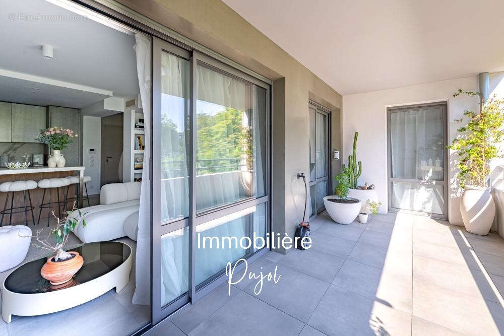 Appartement à MARSEILLE-8E