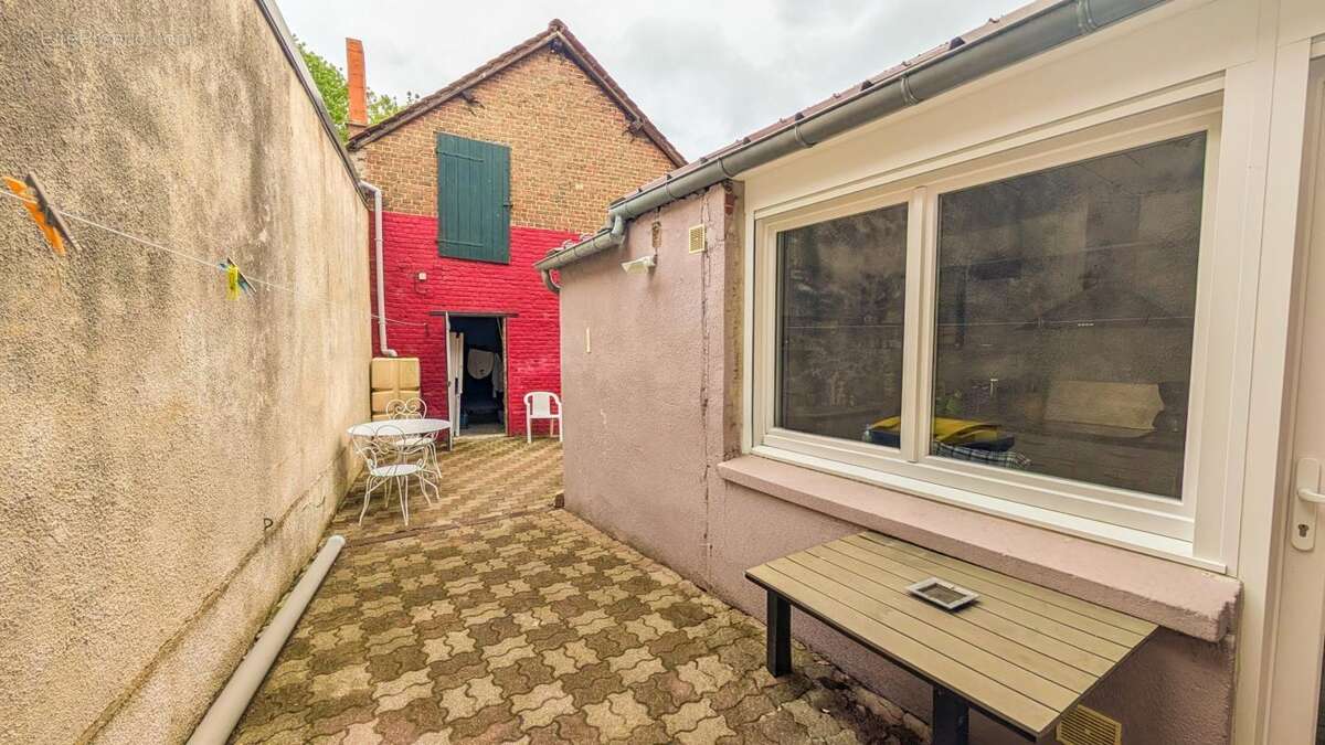 Maison à WALINCOURT-SELVIGNY