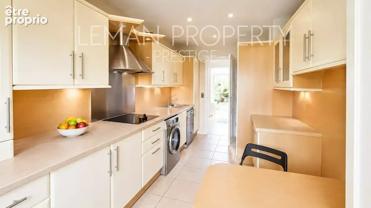 Appartement 85 m2 terrasse,loggias,parking,cave,piscine - photo 15