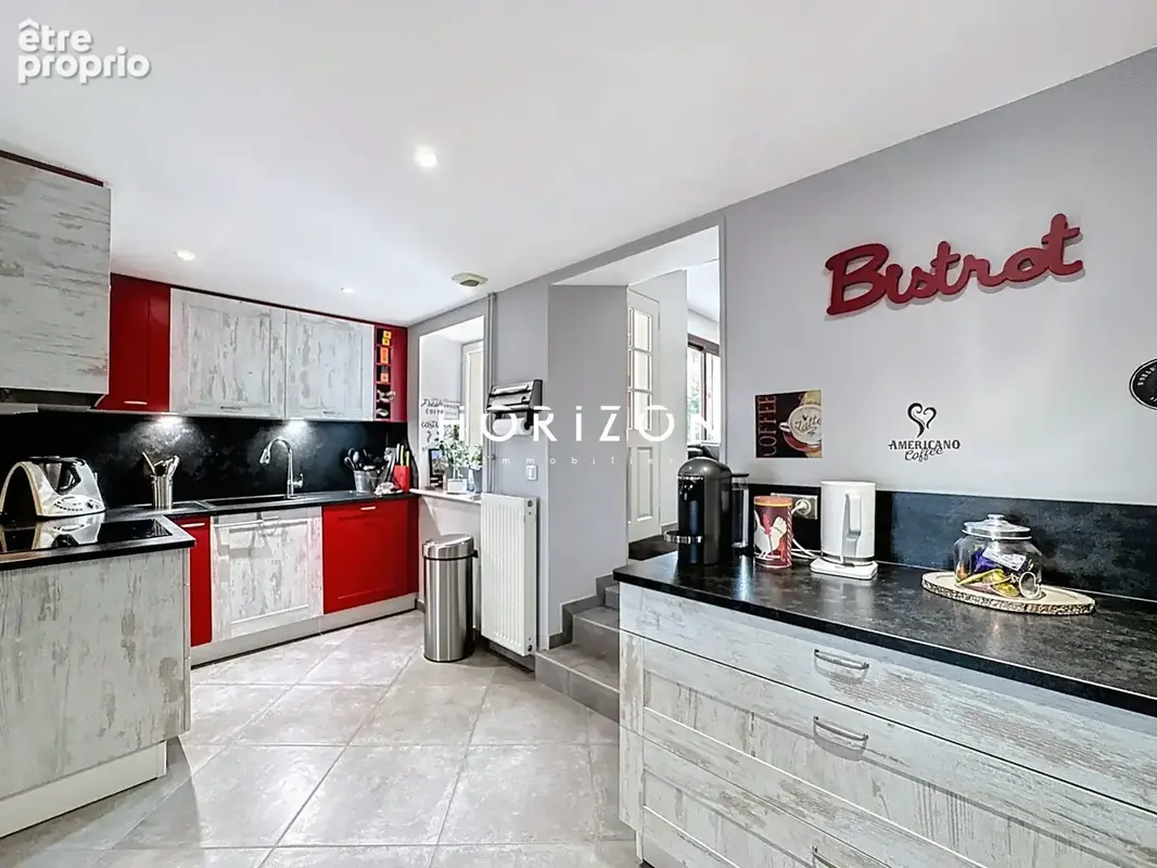 Maison 5 pièces 122 m² à vendre à Illiat (01140) - photo 3