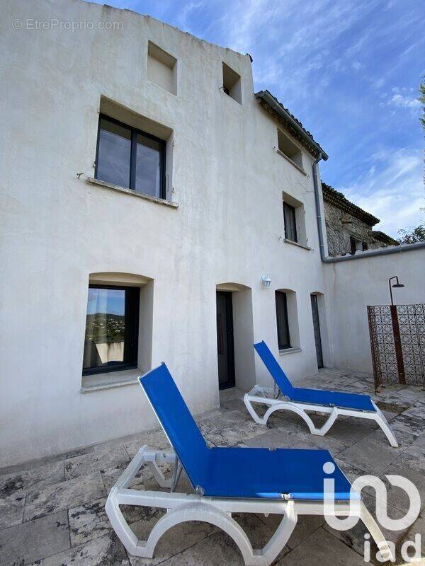 Photo 1 - Maison à VAISON-LA-ROMAINE