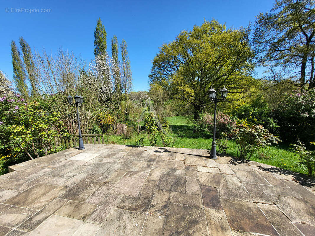 Maison à SION-LES-MINES