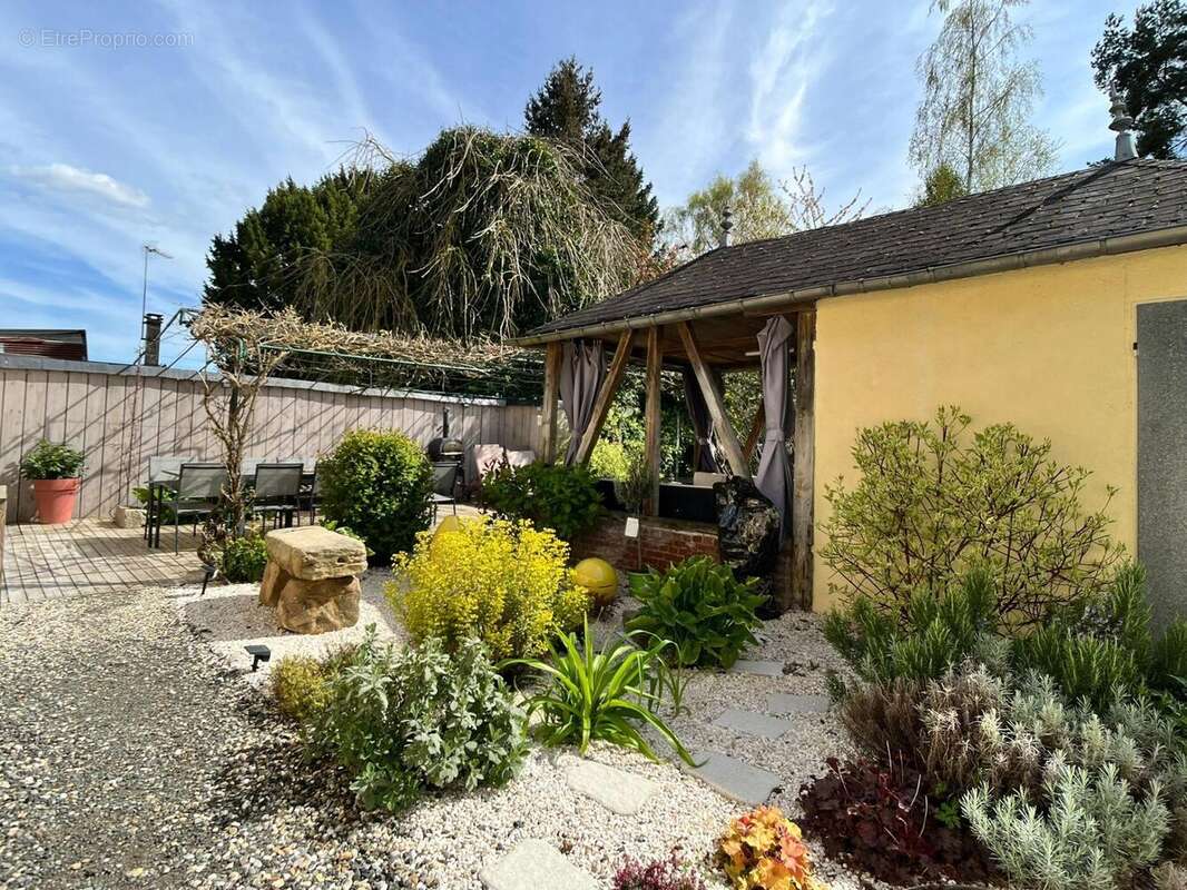 Photo 2 - Maison à HALLOY