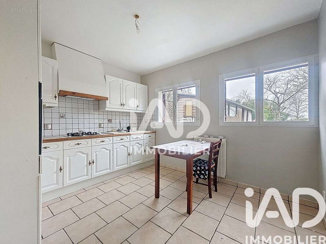 Maison 82 m² à Marmagne  - photo 9