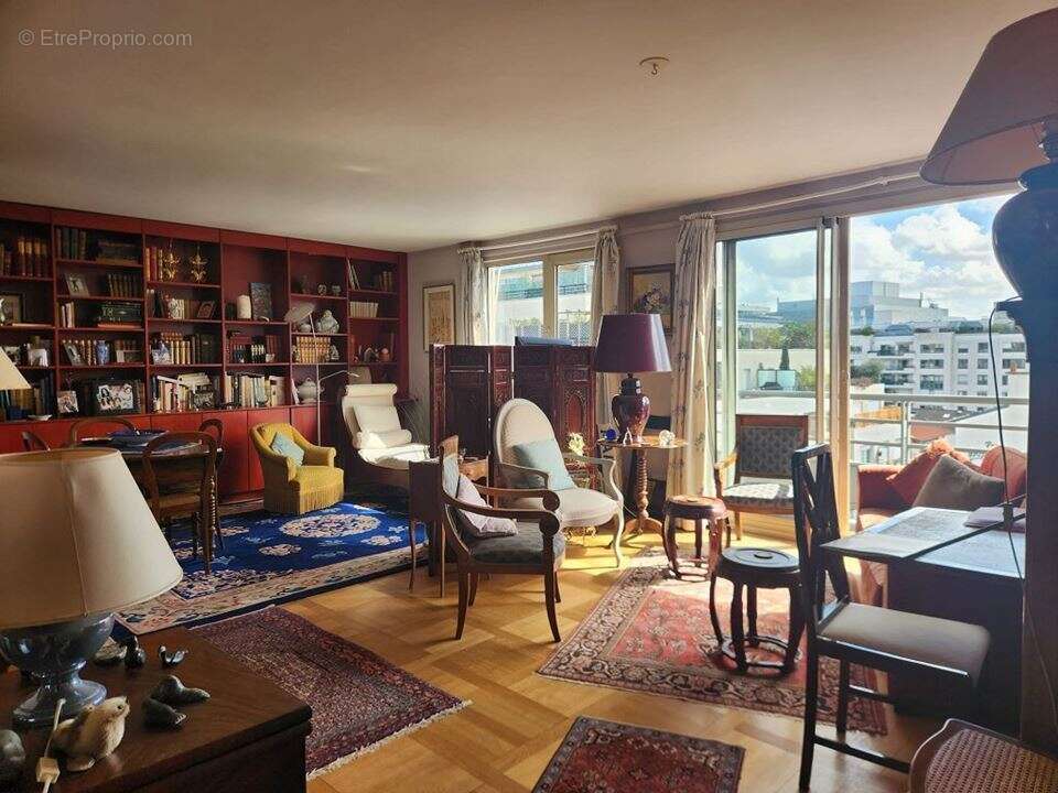 Appartement à BOULOGNE-BILLANCOURT