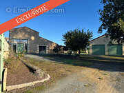 Maison à LES HERBIERS