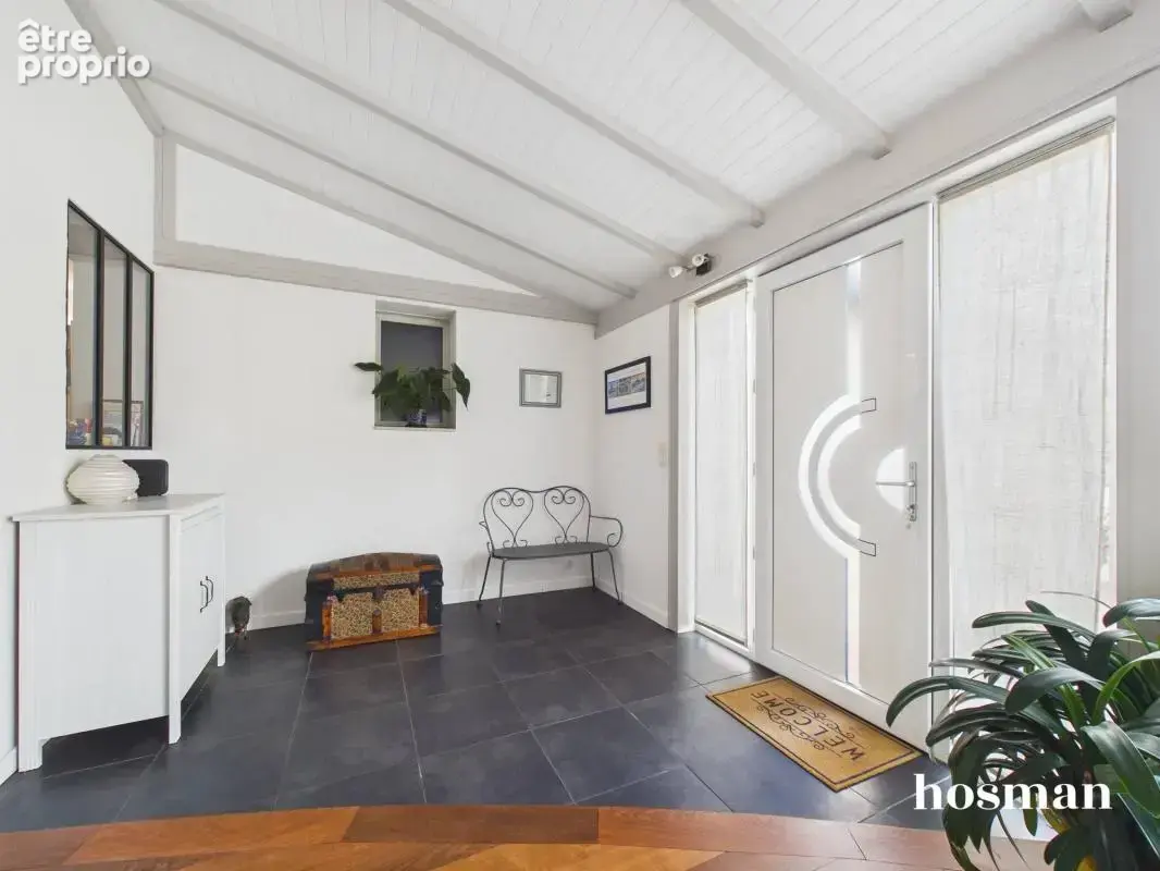 Belle maison de 153 m2 avec 4 chambres, jardin et garage - Au calme - Secteur privilégié du Vieux Gachet à Nantes - photo 11