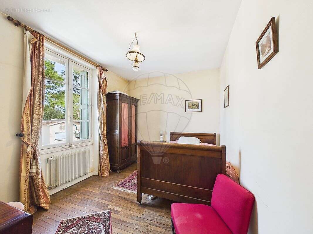 Maison à LES MATHES
