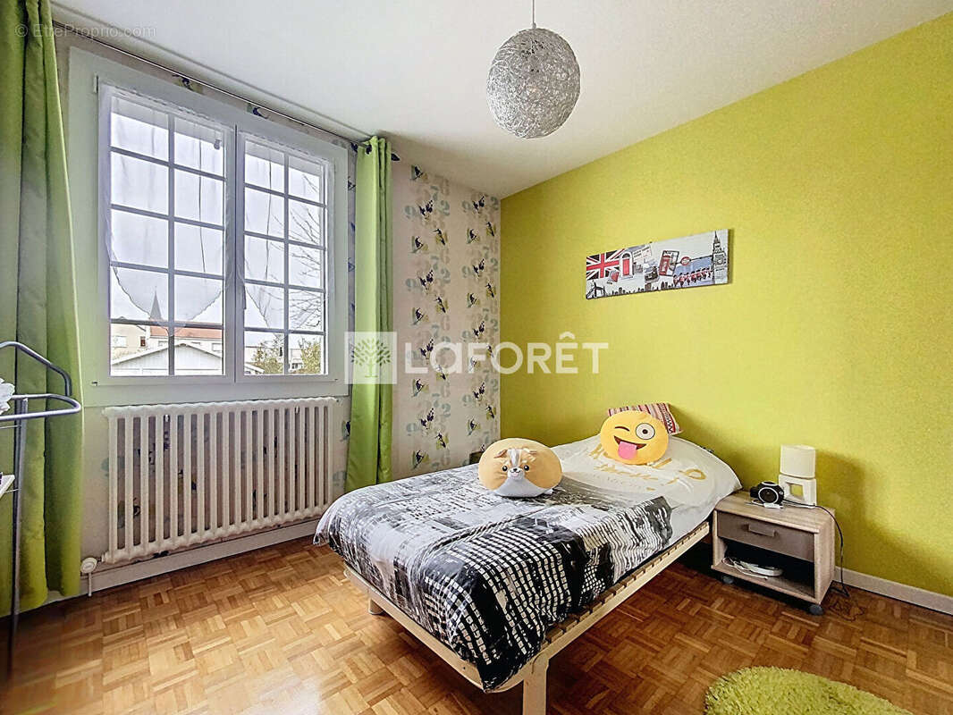 Maison à SAINT-LEGER-SOUS-CHOLET