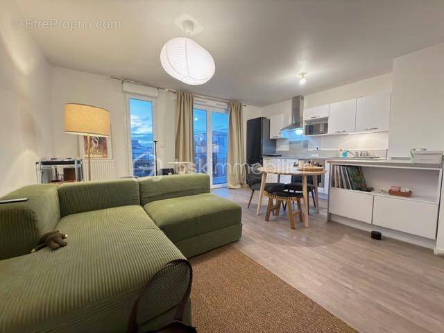 Appartement à MOISSY-CRAMAYEL