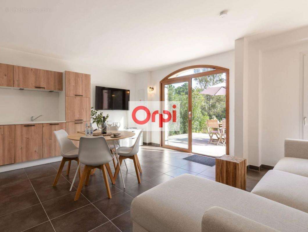 Maison à PORTO-VECCHIO