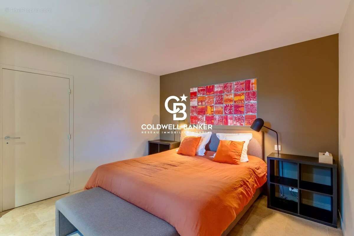 Maison à LA GARDE-FREINET