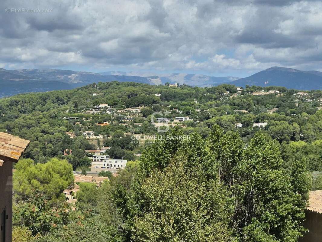 Maison à MOUGINS
