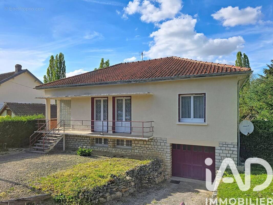 Photo 1 - Maison à LA FERTE-GAUCHER