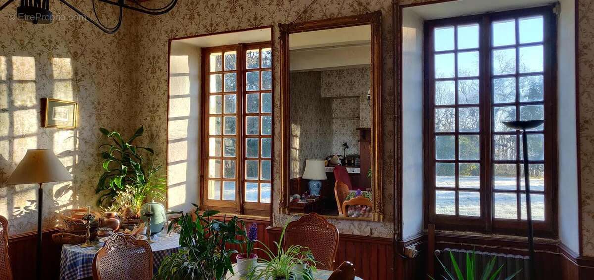 IMG20200112092258 - Maison à VIC-FEZENSAC