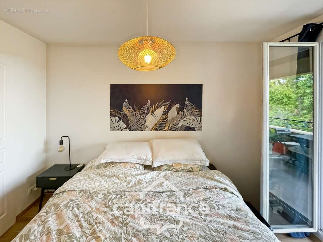 HOTEL DU GOLF  appartement 2ème et dernier étage  rénové et climatisé  de 33 m2 , trou n° 8 , sud ouest , une chambre,  loggia t - photo 15
