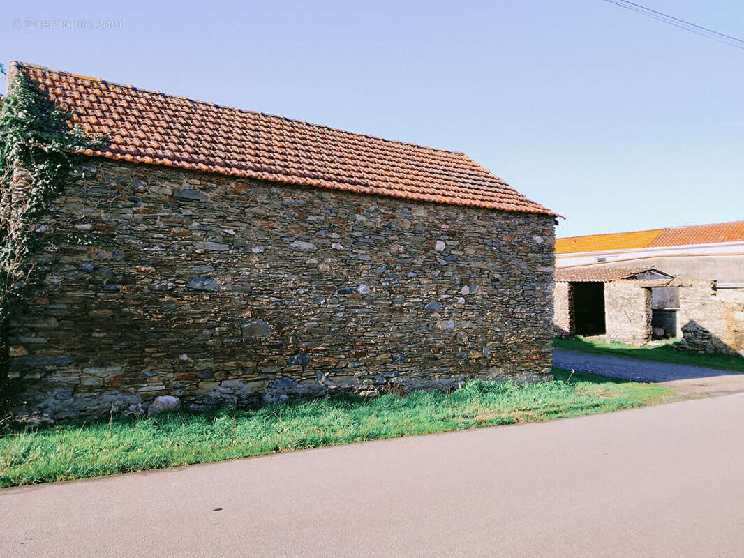 Terrain constructiblee  781 m2 - photo 4