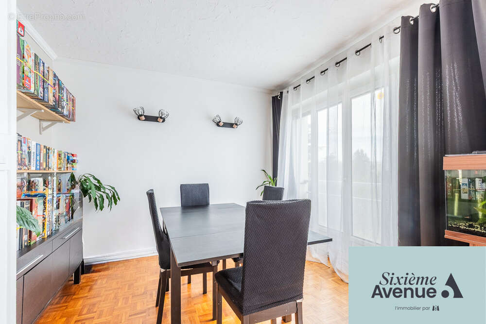 Appartement à CHILLY-MAZARIN